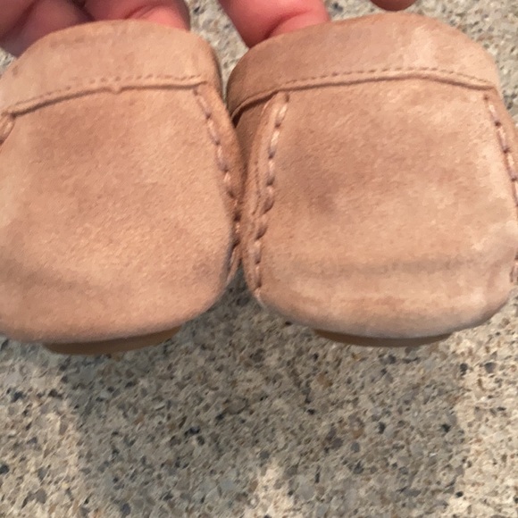 UGG Women's Milana Loafer Tan Suede size 8.5 fits like 8  by UGG - Picture 7 of 10